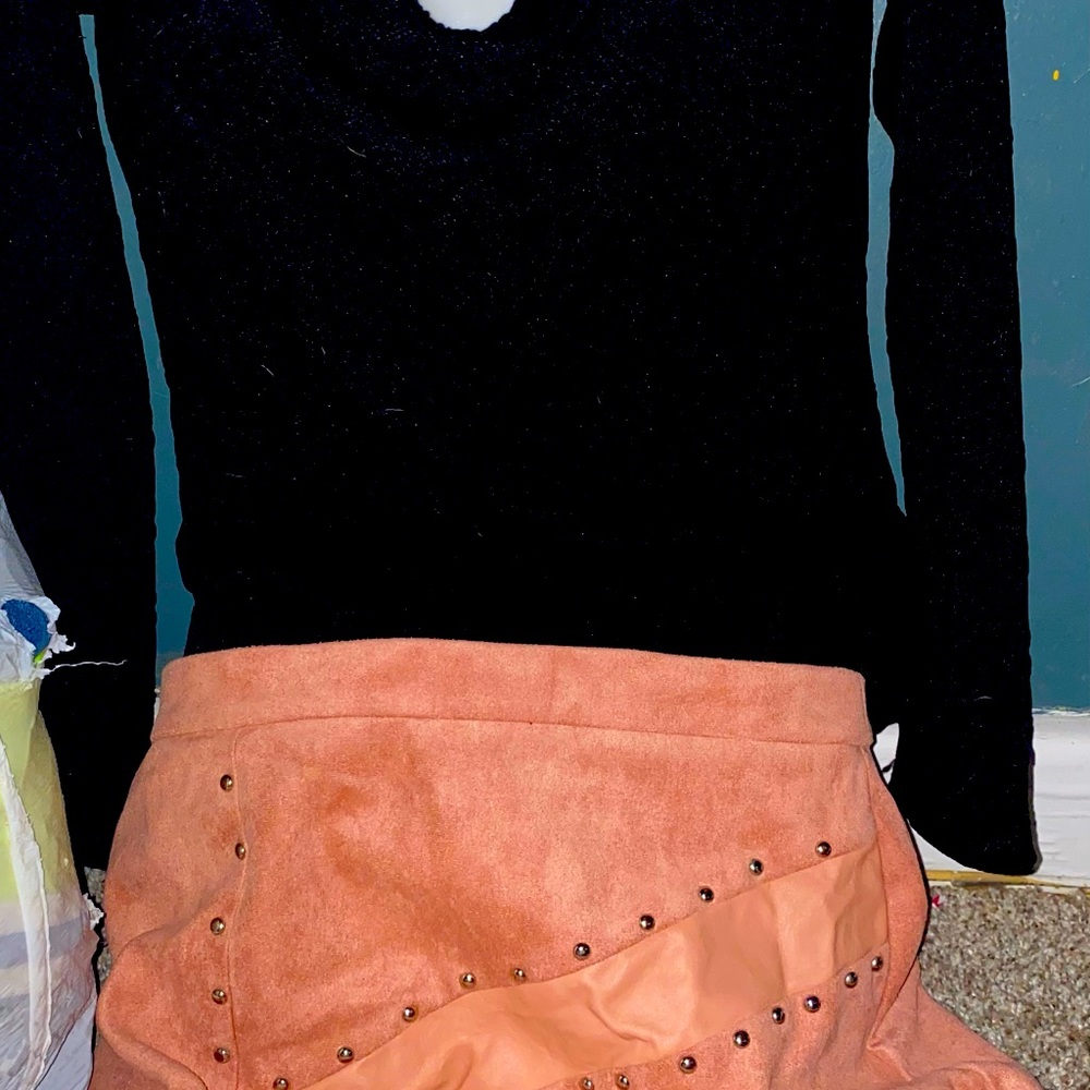 2 piece outfit suede skirt with silver buttons & black body suit  10